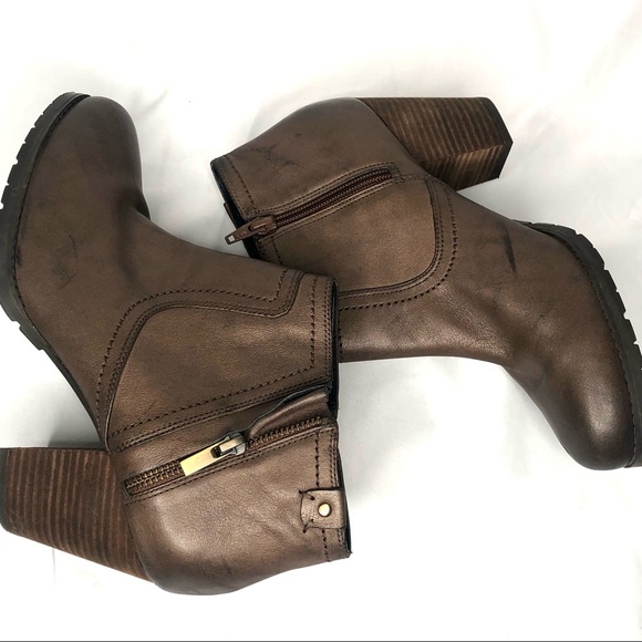 Clarks Brown leather booties Mission Halle Sz 10 M - Picture 9 of 15